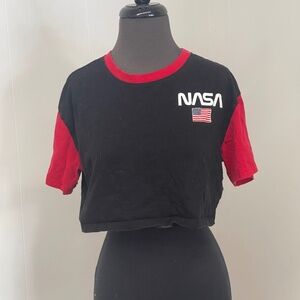 NASA Crop Top T-Shirt Black Red Colorblock American Flag Patch Chemistry Size M